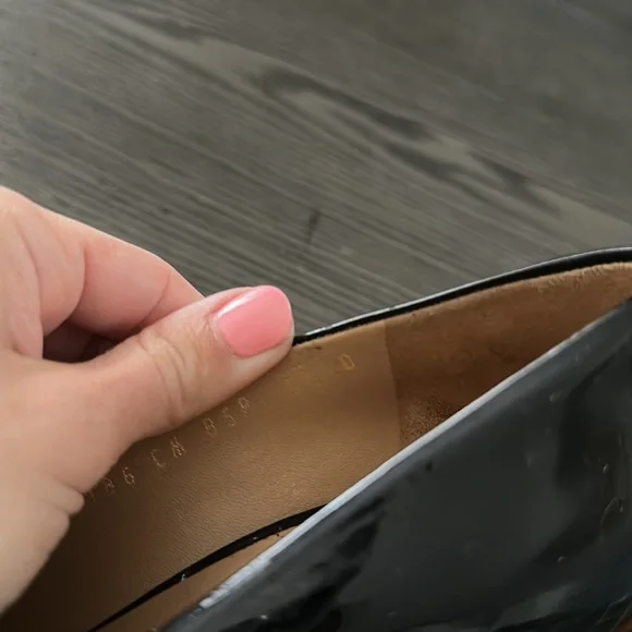 Salvadore ferragamo heels - Picture 5 of 8